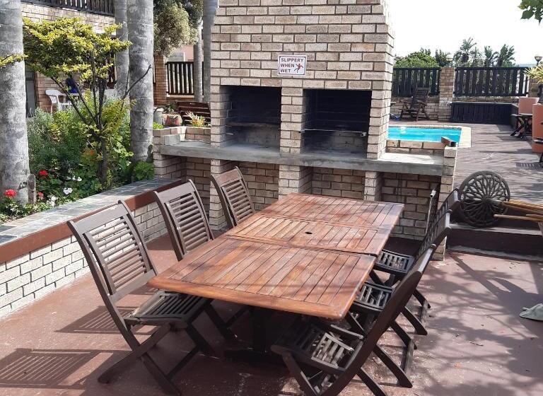 פנסיון Ocean View Guest House