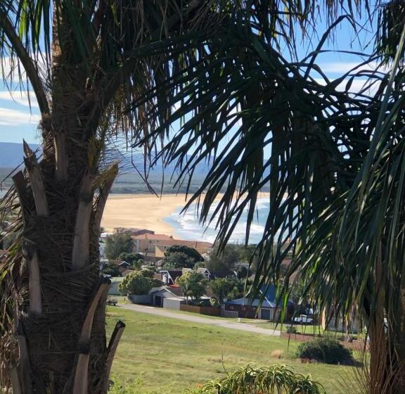 פנסיון Ocean View Guest House