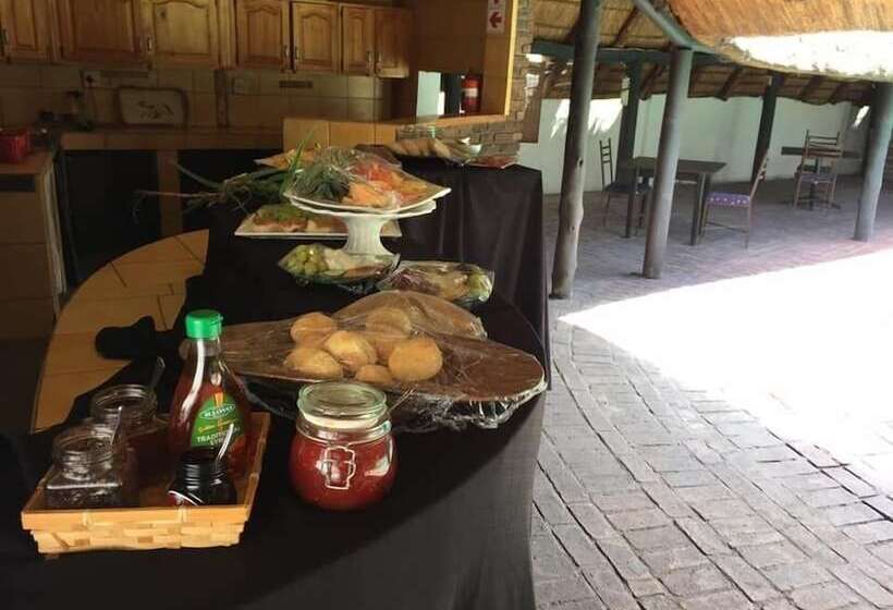 פנסיון Selati Guest House