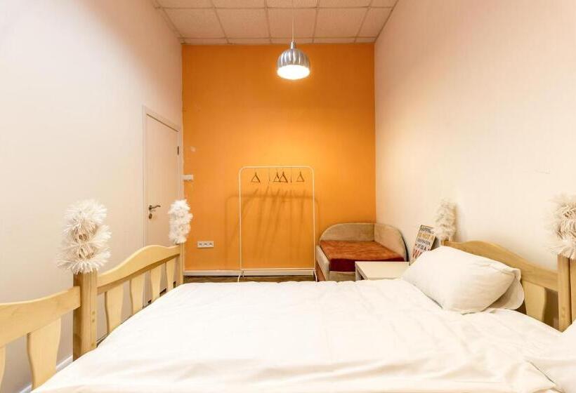 فندق صغير Best Time