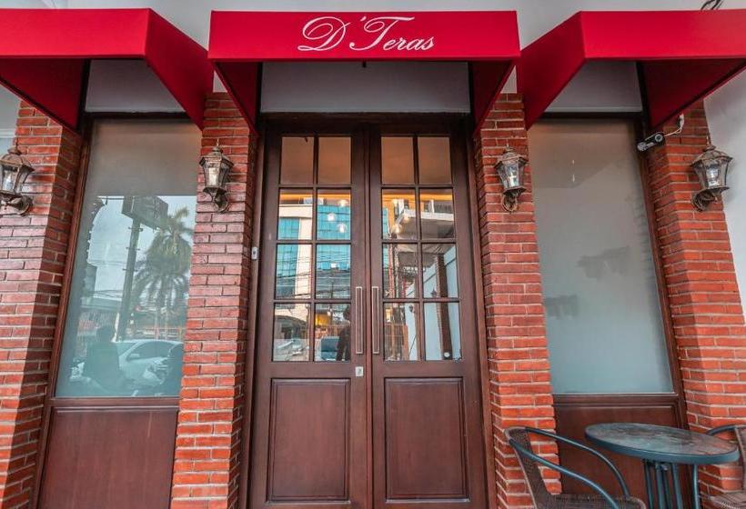 Hotel Oyo 2082 D  Teras