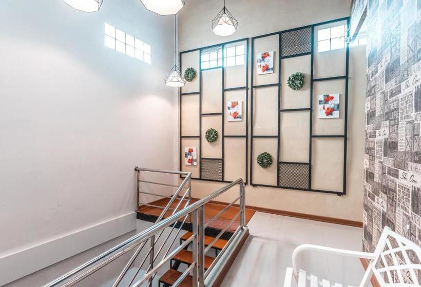 Hotel Oyo 2082 D  Teras