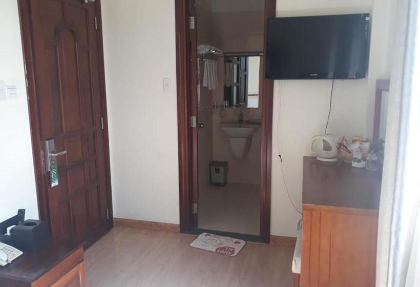 فندق Oyo 697 Cam Ranh  2