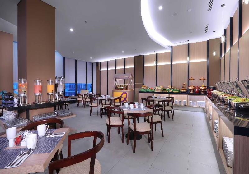 Отель Quest Prime Cikarang By Aston