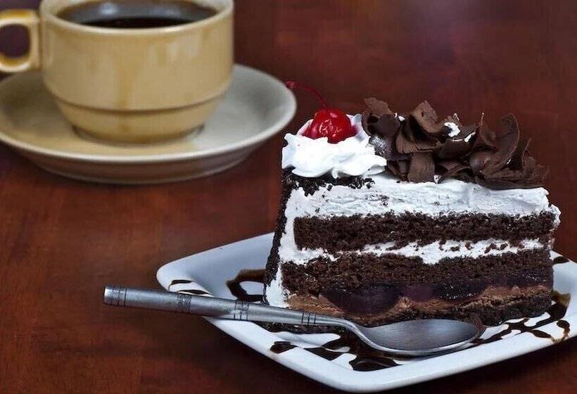 Отель Sansan Resort