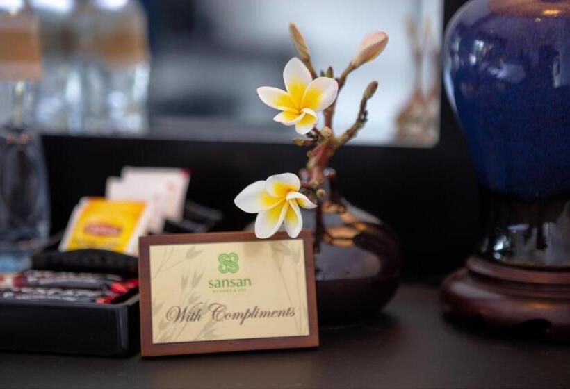 Отель Sansan Resort