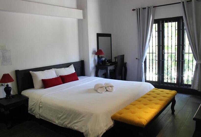 Отель Sansan Resort