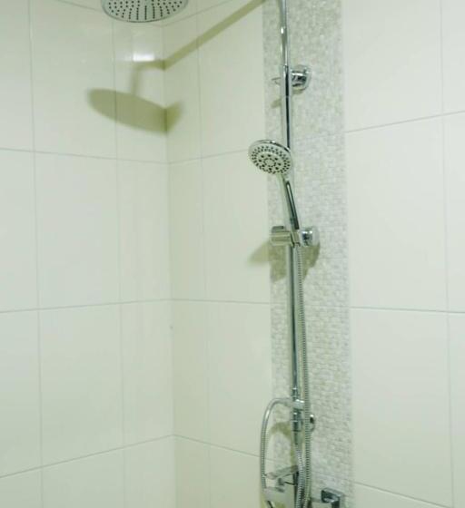 酒店 The Harbour Front