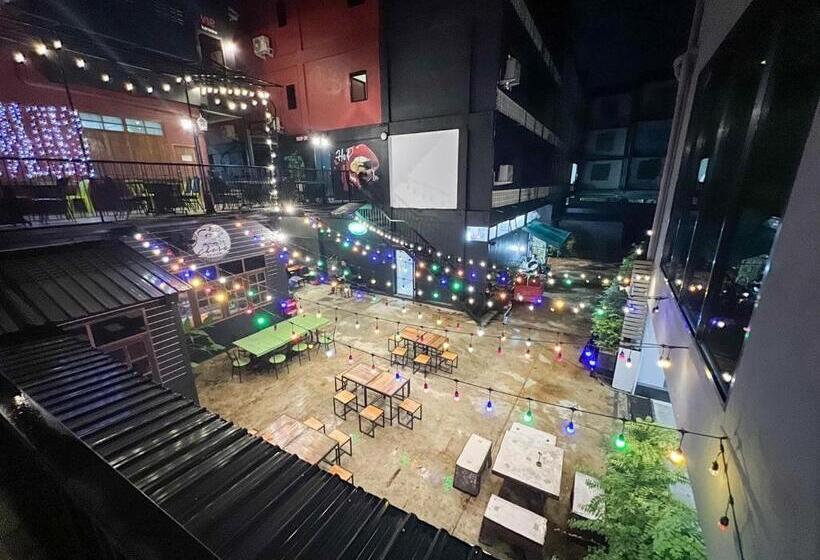 酒店 The Harbour Front