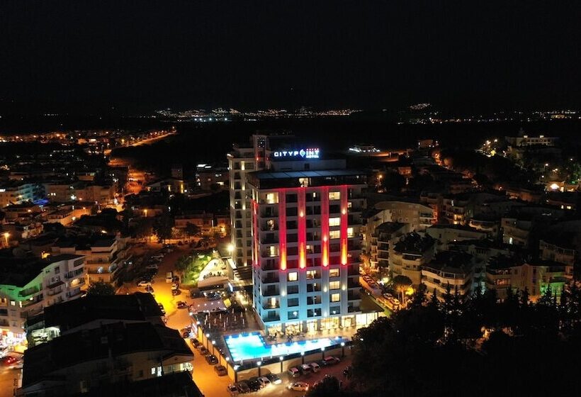 Maril Beach & Spa Hotel