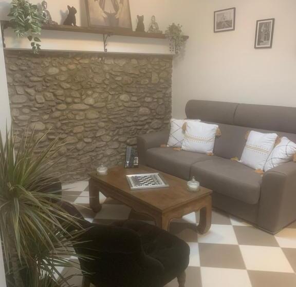 ペンション Guesthouse La Villae