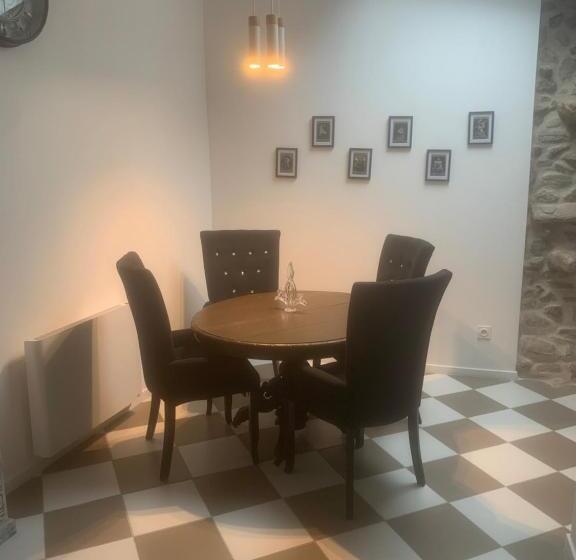 ペンション Guesthouse La Villae