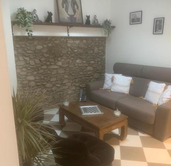 ペンション Guesthouse La Villae