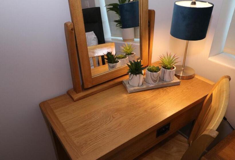 פנסיון The Lavenders