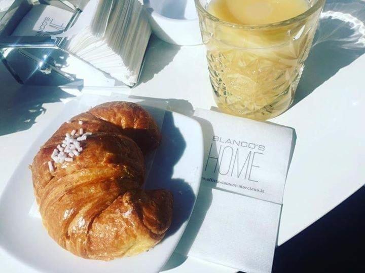 مبيت وإفطار Villa Blanco's