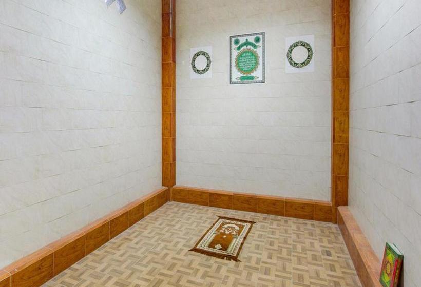 בית מלון כפרי Oyo 2300 Ansori Homestay