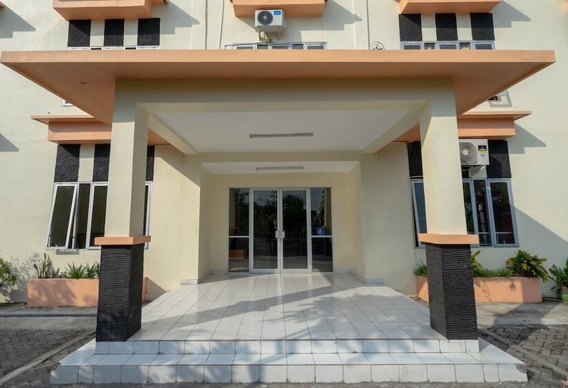 فندق Oyo 2432 Malioboro Upy Best Prime