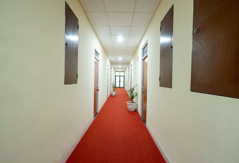 فندق Oyo 2432 Malioboro Upy Best Prime