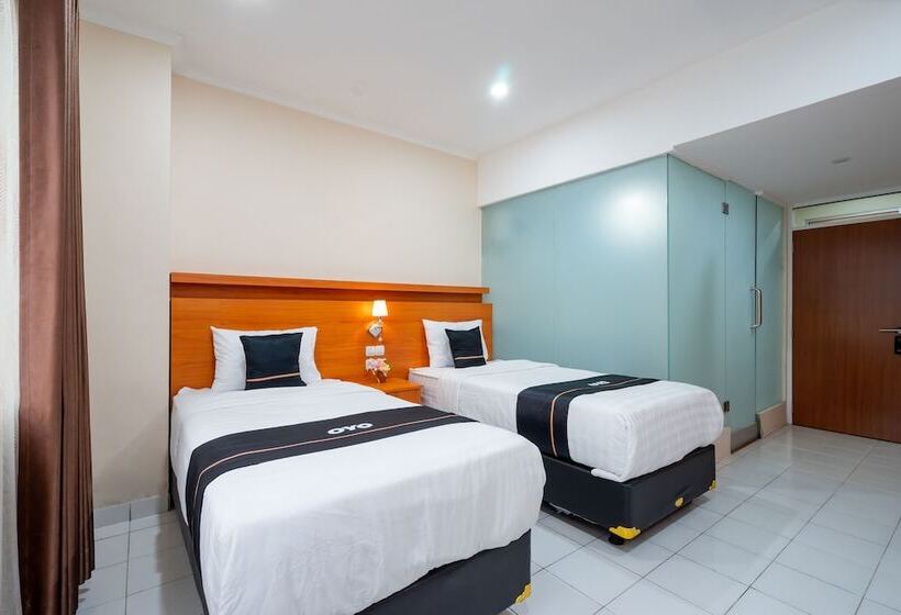 فندق Oyo 2432 Malioboro Upy Best Prime
