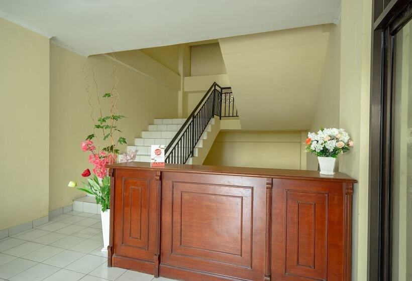 فندق Oyo 2432 Malioboro Upy Best Prime