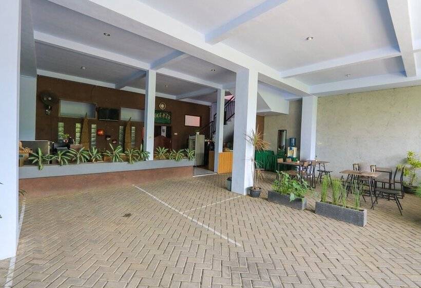 酒店 Oyo 2453 Artha Graha Vip