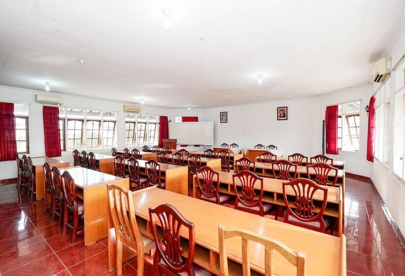 호텔 Oyo 2495 Wijaya