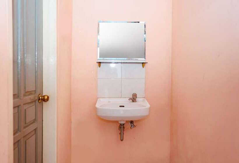 호텔 Oyo 2495 Wijaya