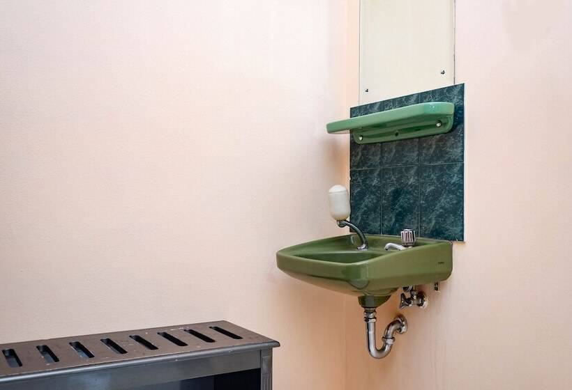 호텔 Oyo 2495 Wijaya