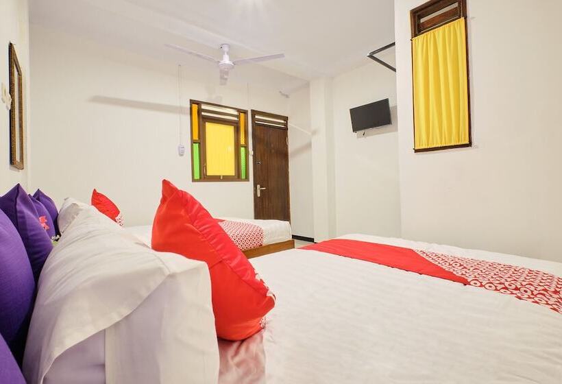 هتل Oyo 2519 Mayang Garini