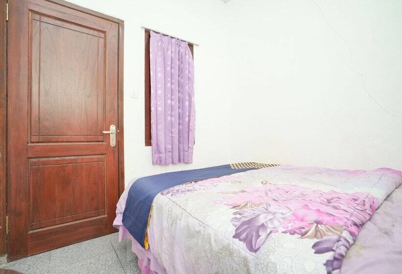 בית מלון כפרי Spot On 2327 Dome