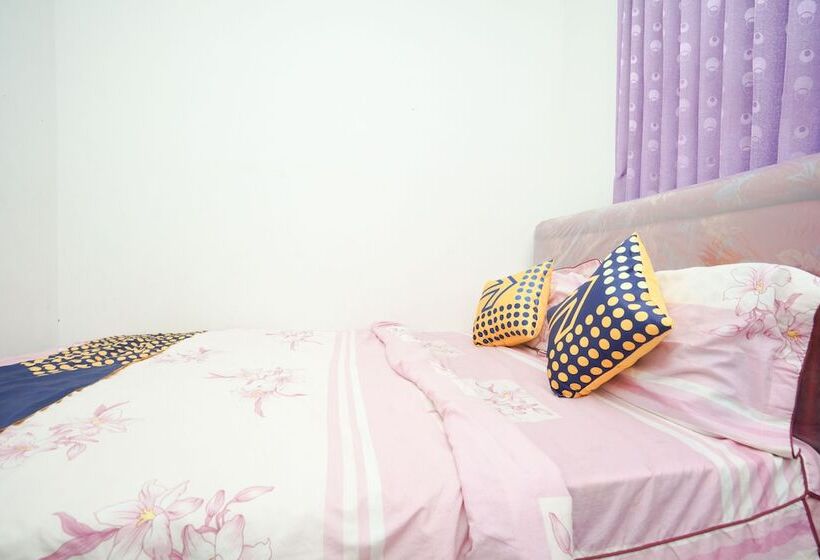 בית מלון כפרי Spot On 2327 Dome