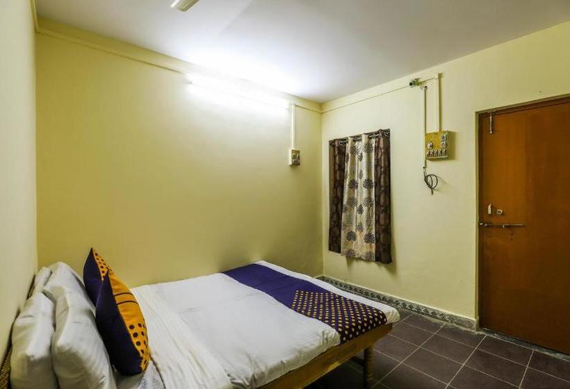 בית מלון כפרי Spot On 62662 Shree Varai Krupa Guest House