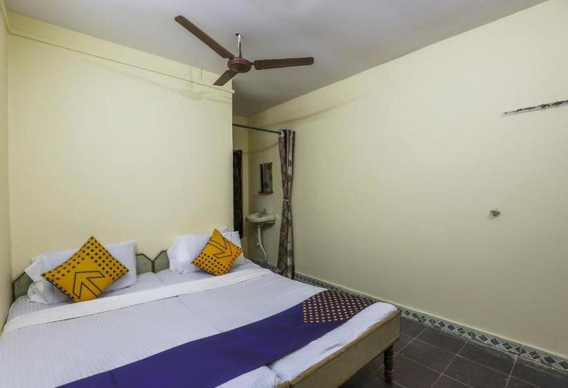 בית מלון כפרי Spot On 62662 Shree Varai Krupa Guest House