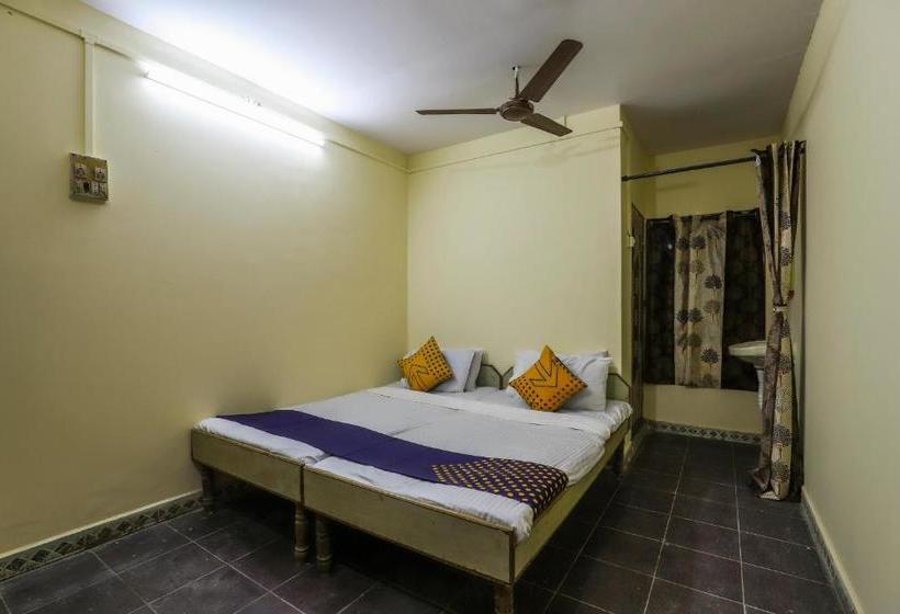 בית מלון כפרי Spot On 62662 Shree Varai Krupa Guest House