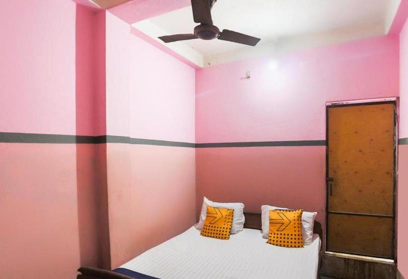 酒店 Spot On 64743 Durga