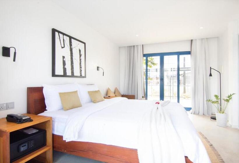 فندق The B Resort