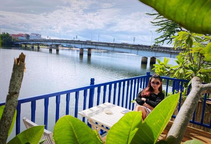 فندق The B Resort