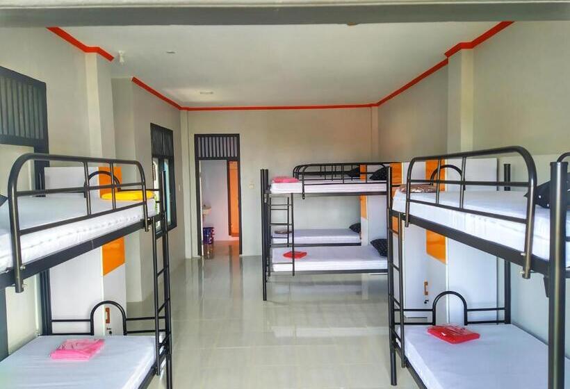 I Am Backpacker Hostel