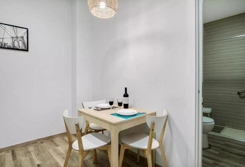 پانسیون Umihouse Apartamentos Centro Alicante