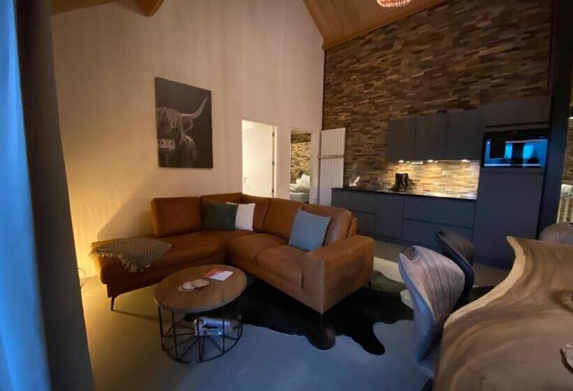 Apartmentshaus Dual   2