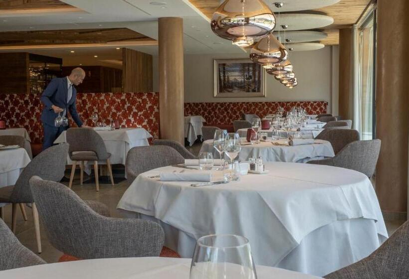 فندق Ciampedie Luxury Alpine Spa