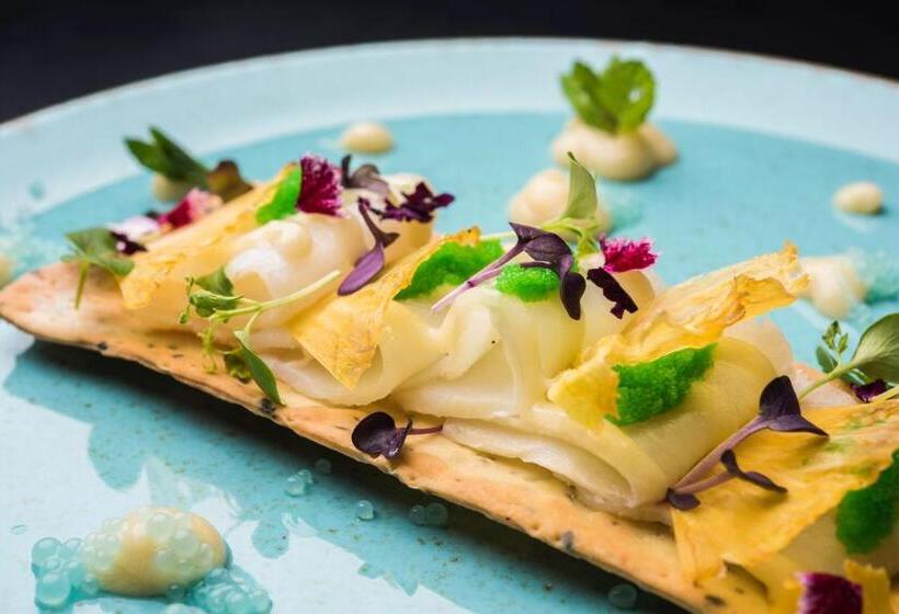 ホテル Ciampedie Luxury Alpine Spa