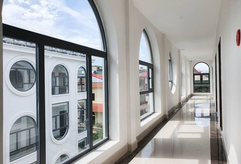Momali Hotel Ninh Binh