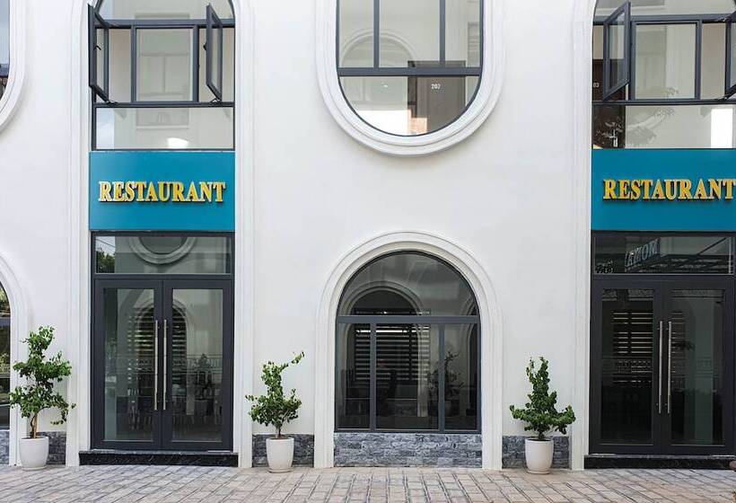 Momali Hotel Ninh Binh