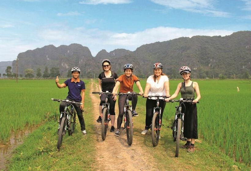 Momali Hotel Ninh Binh