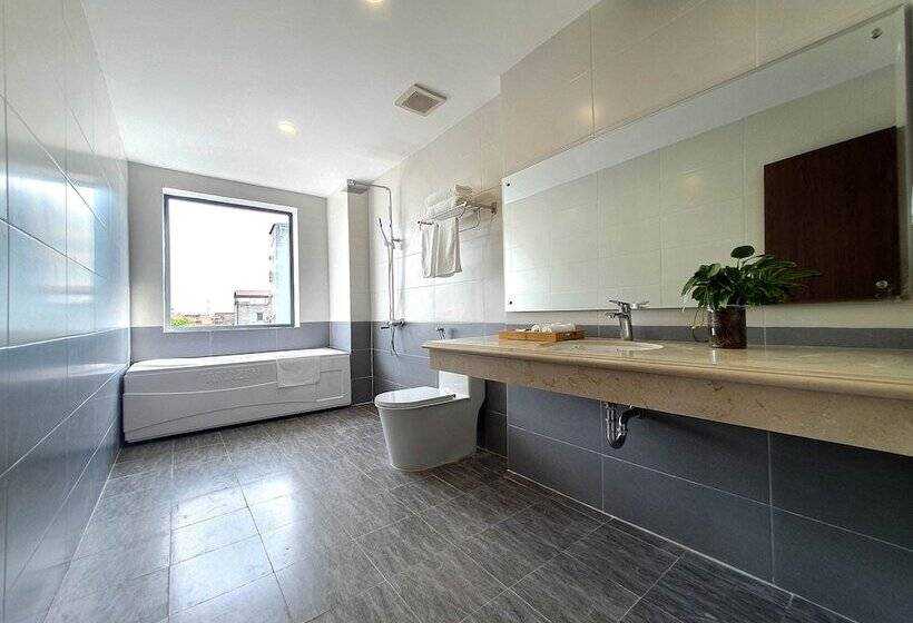 Momali Hotel Ninh Binh