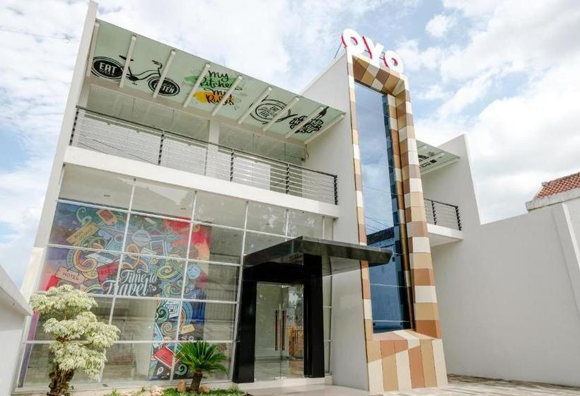 فندق Oyo 2140 Hs Residence