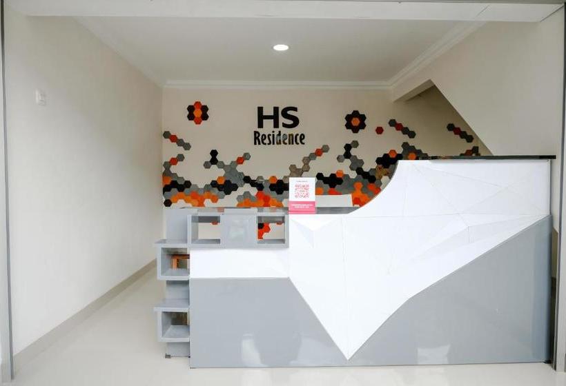 فندق Oyo 2140 Hs Residence