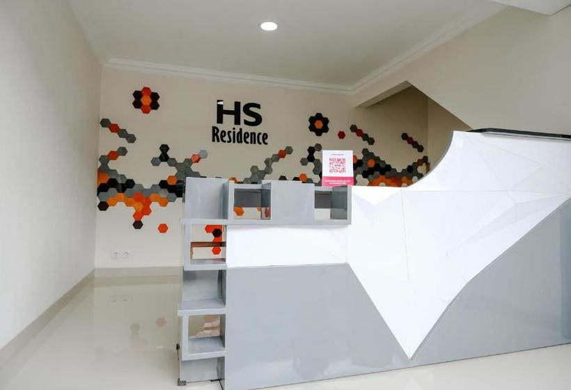 فندق Oyo 2140 Hs Residence