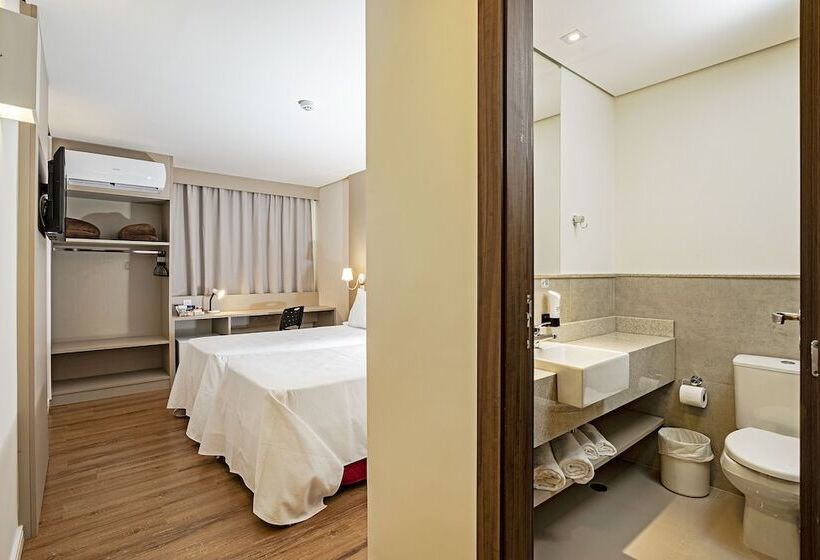 Отель Slim Guarapuava